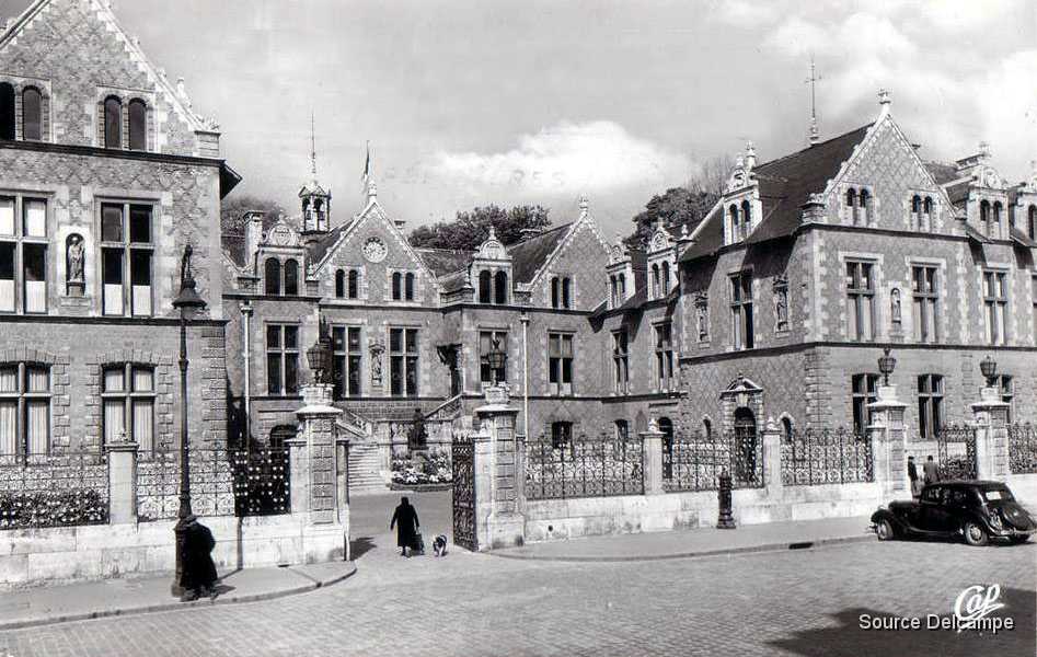 45 Orleans Hotel de Ville IIII.jpg